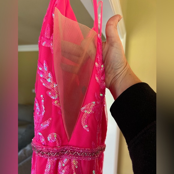 2Cute by J. Micheal’s Pink Formal Dress with Dust Bag
*Prom * Mardi Gras - Picture 7 of 15